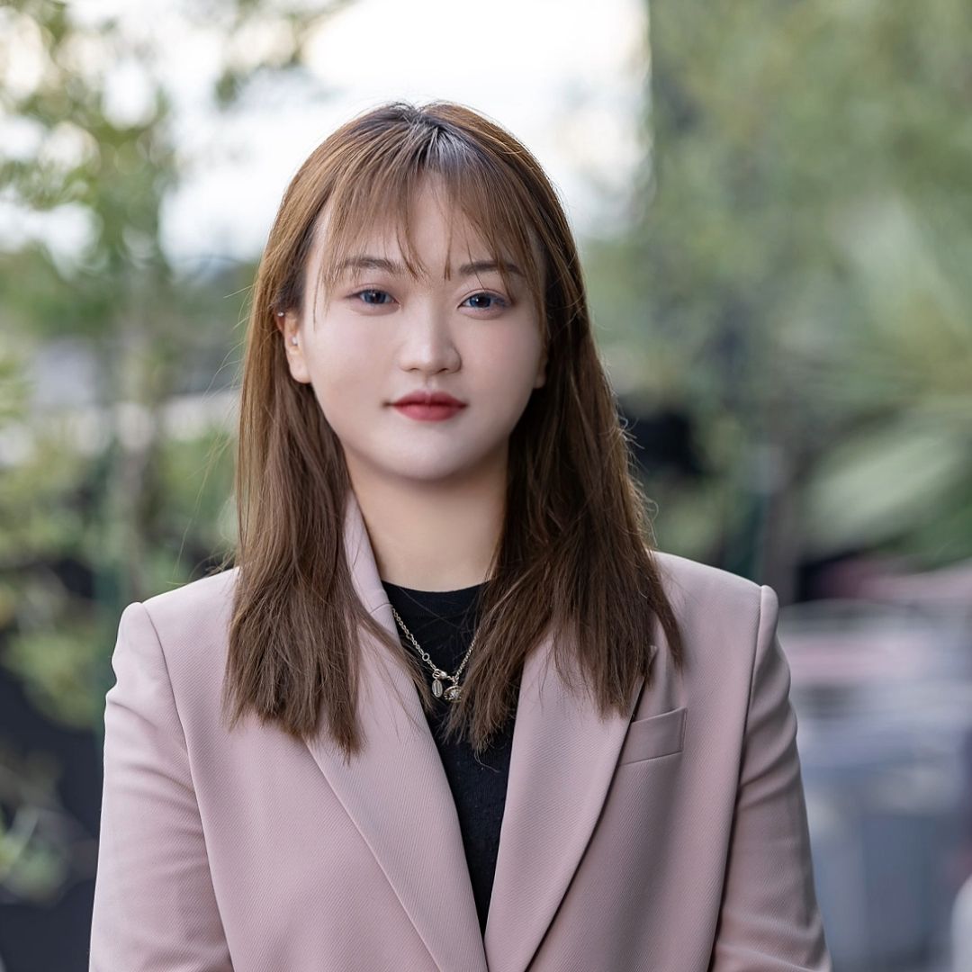 Yvonne Zhang